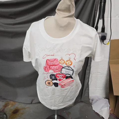 CHANEL LOGO PRINT WHITE COTTON T-SHIRT XL – WOMEN'S 