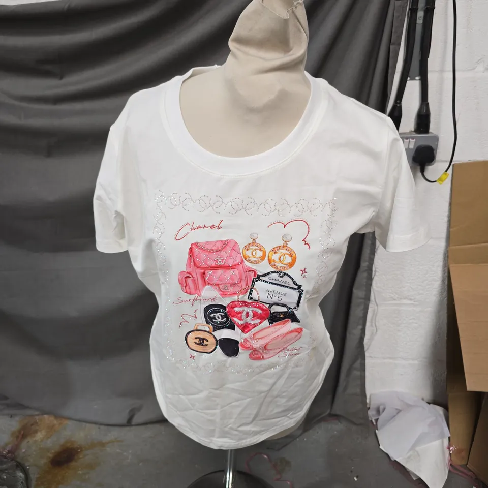 CHANEL LOGO PRINT WHITE COTTON T-SHIRT XL – WOMEN'S 