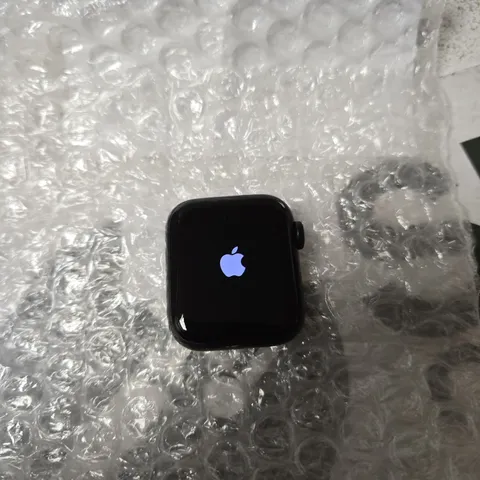 APPLE WATCH SE 2ND GEN 40MM GPS ALUMINIUM MIDNIGHT β BOXED