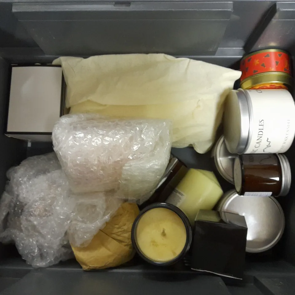 BOX OF APPROX 15 CANDLES IN ASSORTED SCENTS