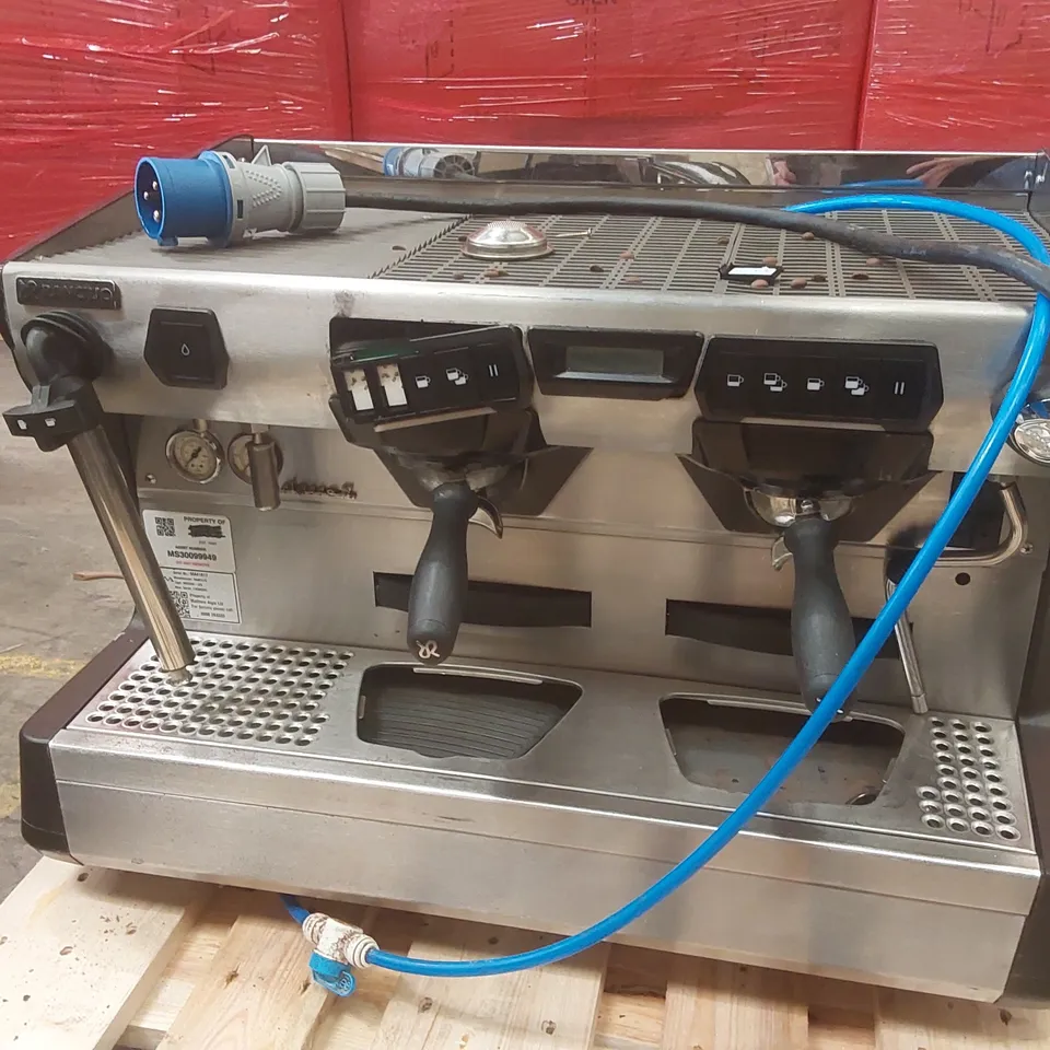 RANCILIO CLASSE 7 2 GROUP COMMERCIAL COFFEE MACHINE WITH ISTEAM