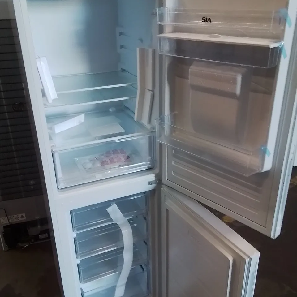 SIA SNF1850WE WATER DISPENSER FRIDGE FREEZER -WHITE-