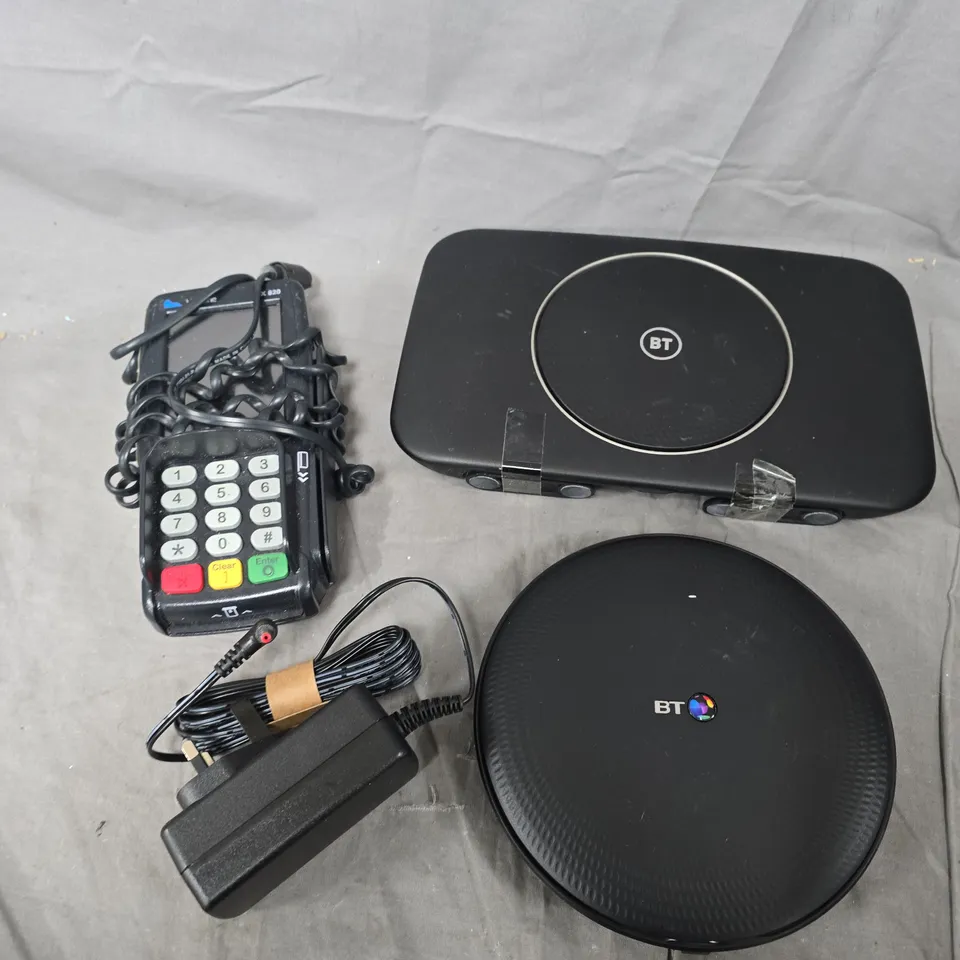 APPROXIMATELY 10 ASSORTED ELECTRICAL PRODUCTS TO INCLUDE ROUTERS, POWER SUPPLIES, CARD PAYMENT TERMINAL ETC 