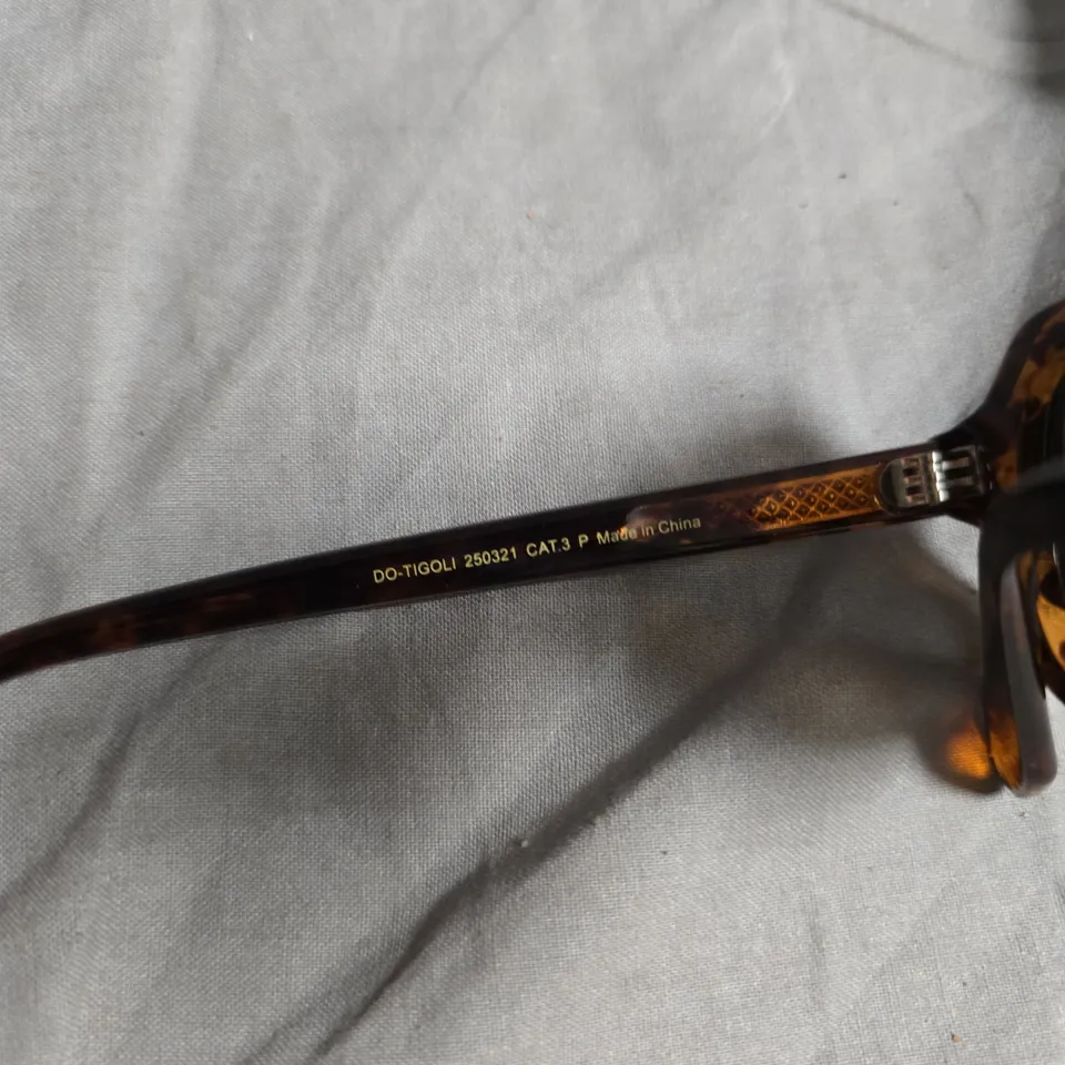 TORTOISESHELL SUNGLASSES DO-TIGOLI – WITH BOX