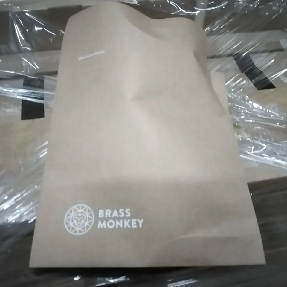 PALLET CONTAINING APPROXIMATELY 2800 BRASS MONKEY ENVELOPES
