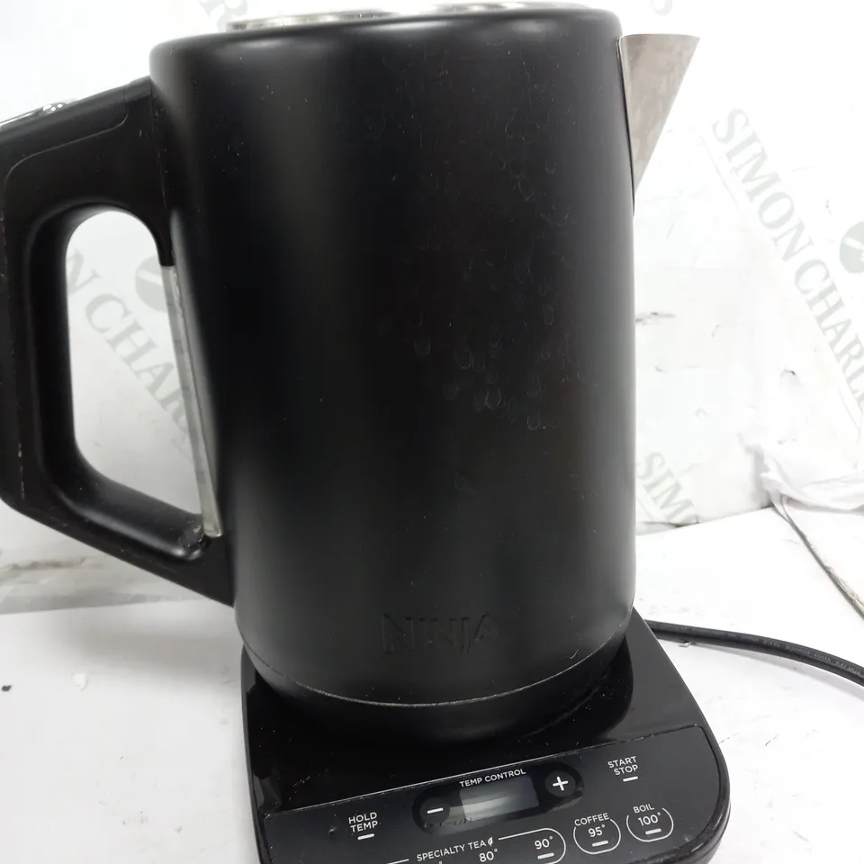 BOXED NINJA PERFECT TEMPERATURE KETTLE KT200UK