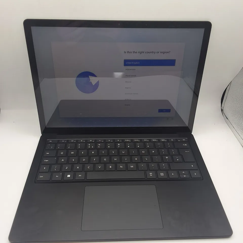 UNBOXED MICROSOFT SURFACE LAPTOP 4 IN BLACK - MODEL 1951