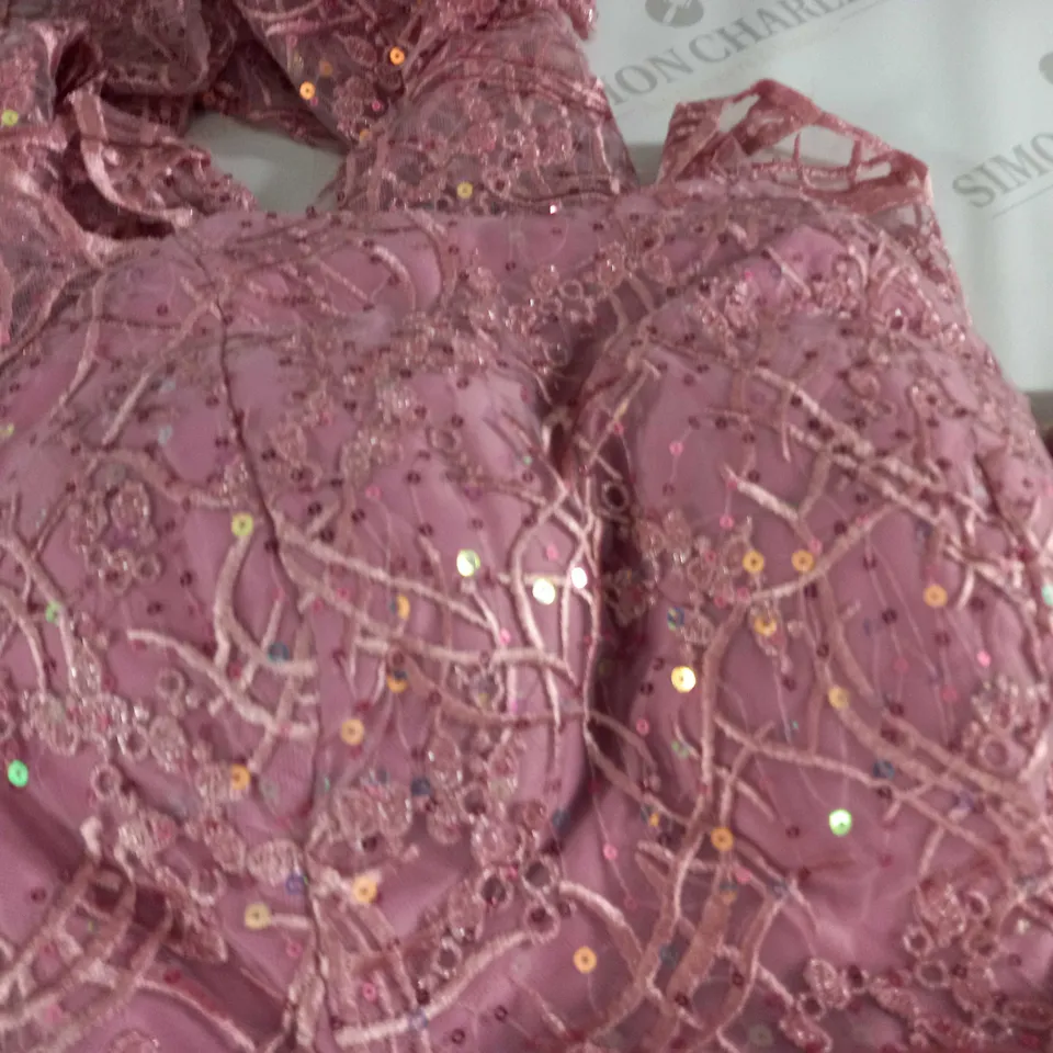 PINK SEQUN EMBELLISHED OCCASIONAL CLOTHING - SIZE UNSPECIFIED