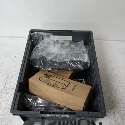 APPROXIMATELY 15 ASSORTED HOUSEHOLD ITEMS INCLUDING ROUTER, TV REMOTE WIRING ETC. 