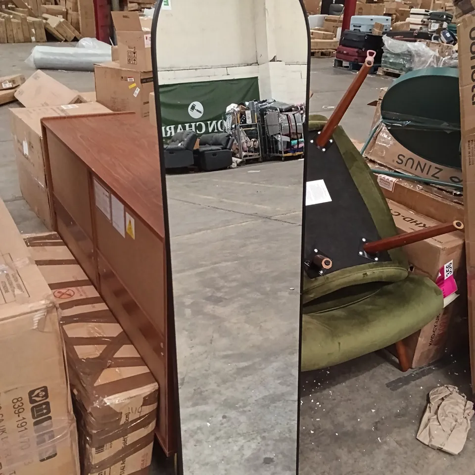 BOXED FULL LENGTH MIRROR (1 BOX)