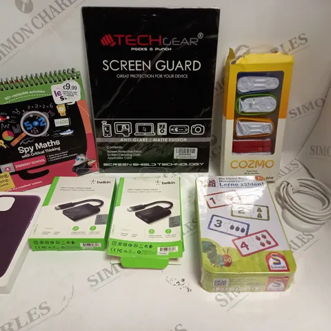 APPROXIMATELY 30 ASSORTED HOMEWARE & ELECTRICAL PRODUCTS TO INCLUDE CHARGING CABLES, LEARNING KITS, BULBS ETC
