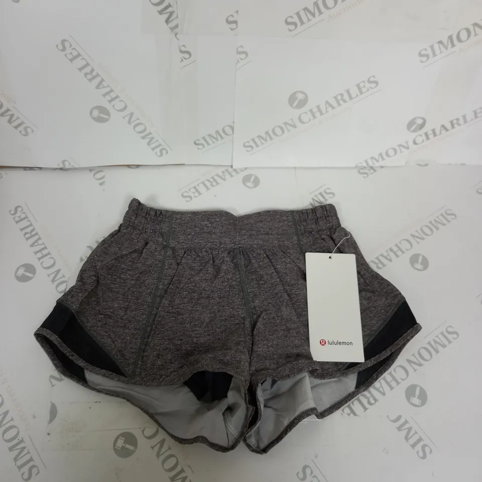 LULULEMON HOTTY HOT LR SHORT SIZE 4