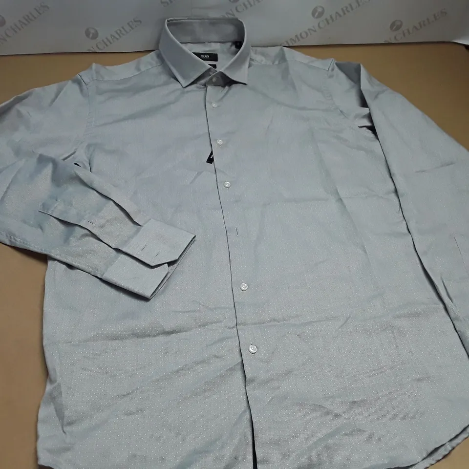 HUGO BOSS REGULAR FIT SHIRT - 43 17