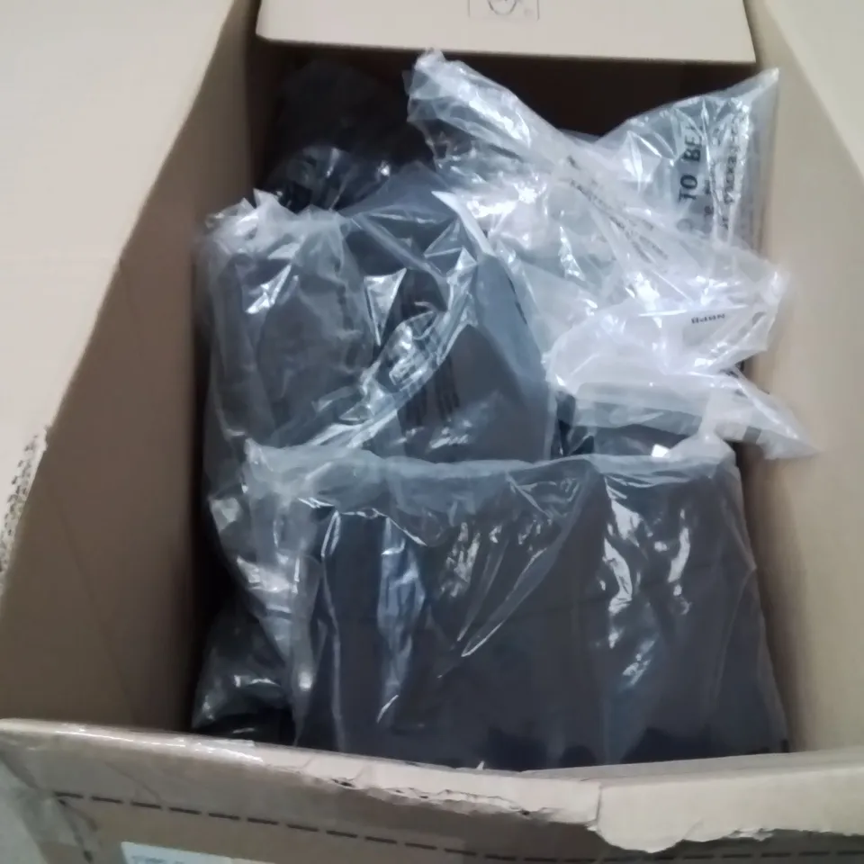 BOXED BRAND NEW APPROXIMATELY 13 CAPSULE TAPERED TROUSERS BLACK 22L