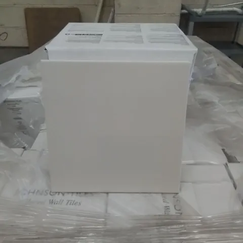 PALLET TO CONTAIN APPROX. 96 X PACKS OF BRAND NEW JOHNSON TILES ASTUCE COLLECTION MAISON GLAZED WALL TILES - 25 TILES PER PACK // TILE SIZE: 197 X 195 X 6.5mm