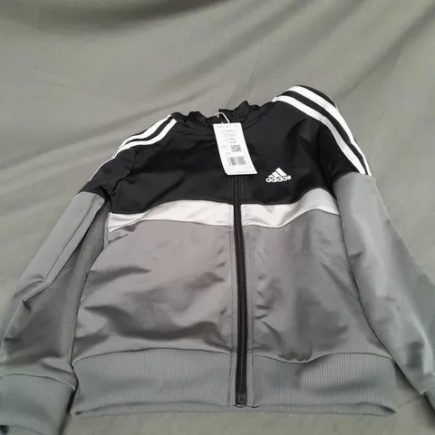 ADIDAS HOODED ZIP UP JACKET IN BLACK MULTI SIZE 6-7YRS