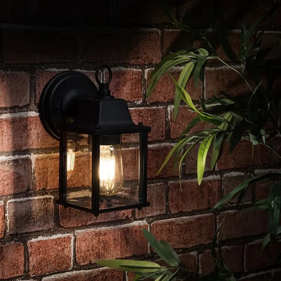 BOXED DEWSBURY BLACK OUTDOOR WALL LANTERN 