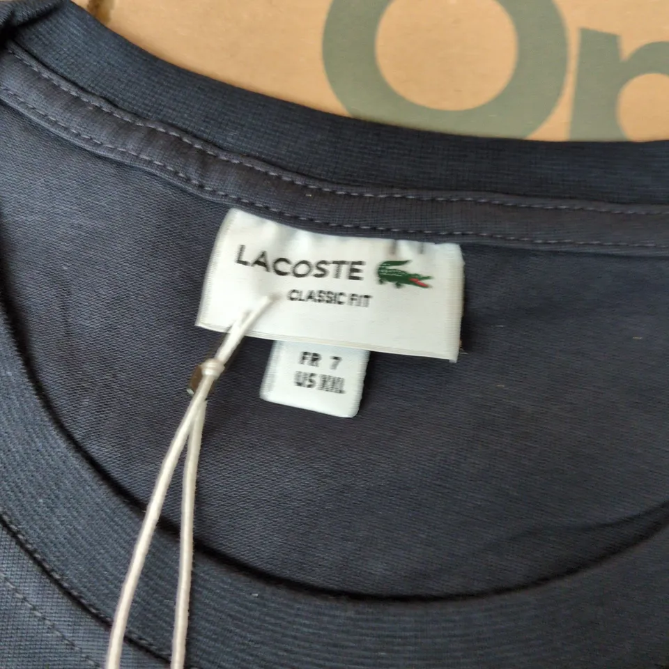 LACOSTE CLASSIC FIT TEE IN BLACK - US XXL