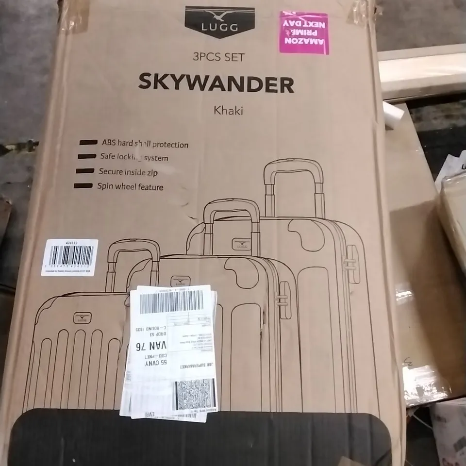 BOXED LUGG SKYWANDER HARDSHELL SUITCASE - KHAKI 