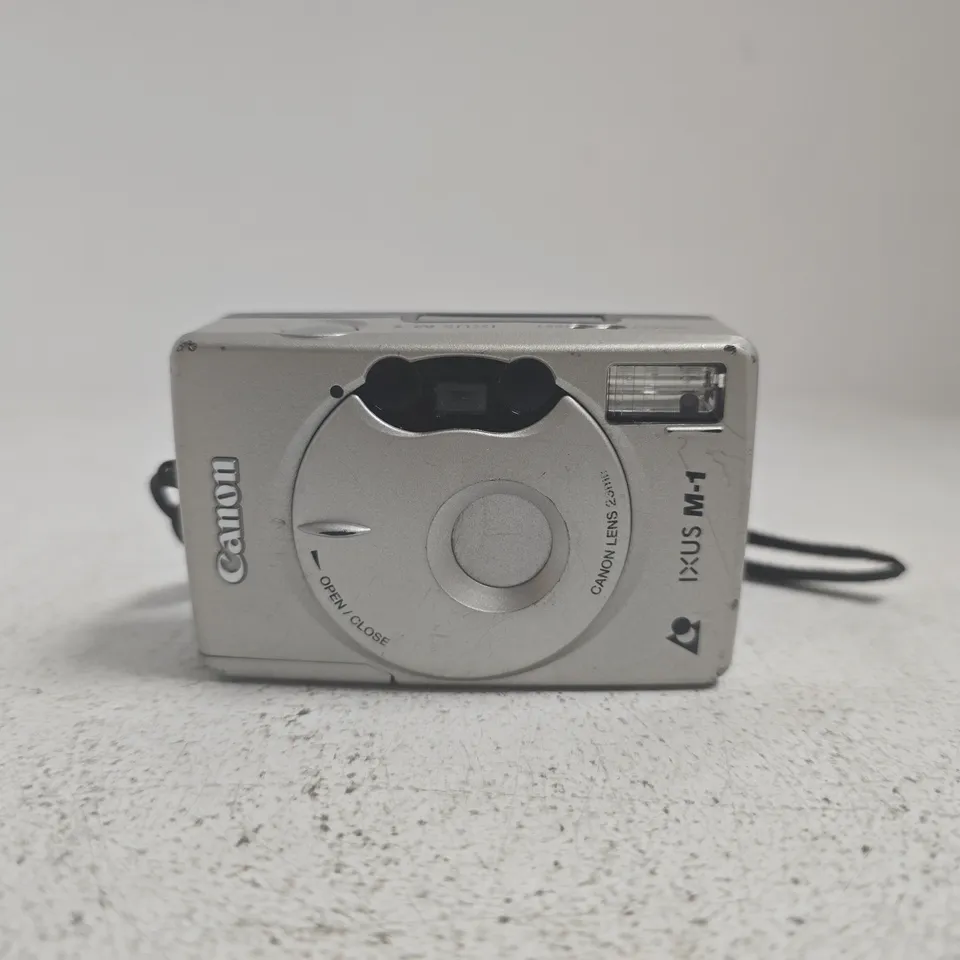 CANON IXUS M-1 DIGITAL COMPACT CAMERA