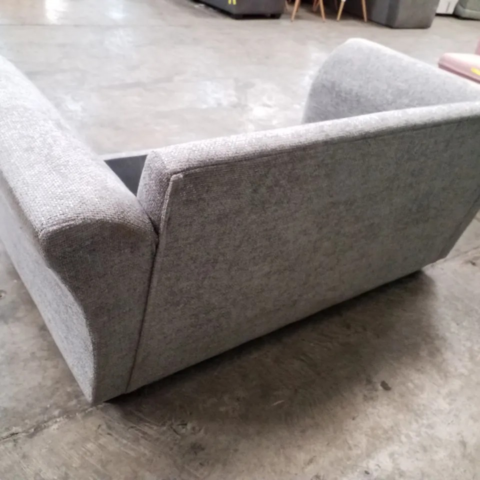 QUALITY DESIGNER 2 SEATER SOFA - LIGHT GREY CHUNKY WEAVE FABRIC 