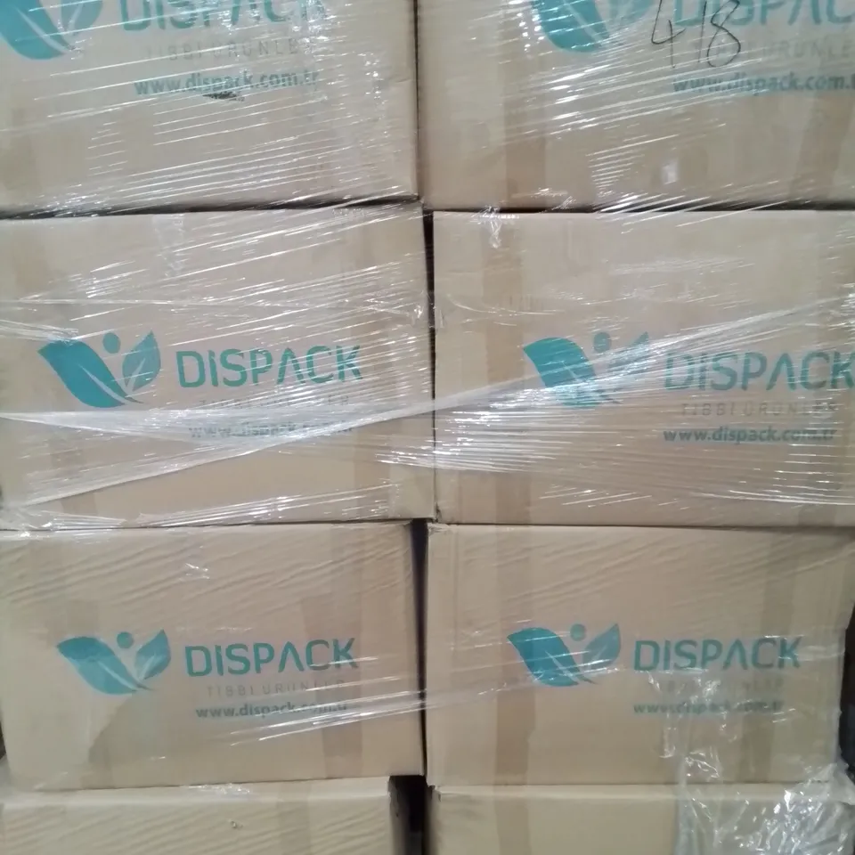 PALLET OF APPROXIMATELY 800 BRAND NEW DISPACK REINFORCED SURGICAL GOWNS - SIZE LARGE 