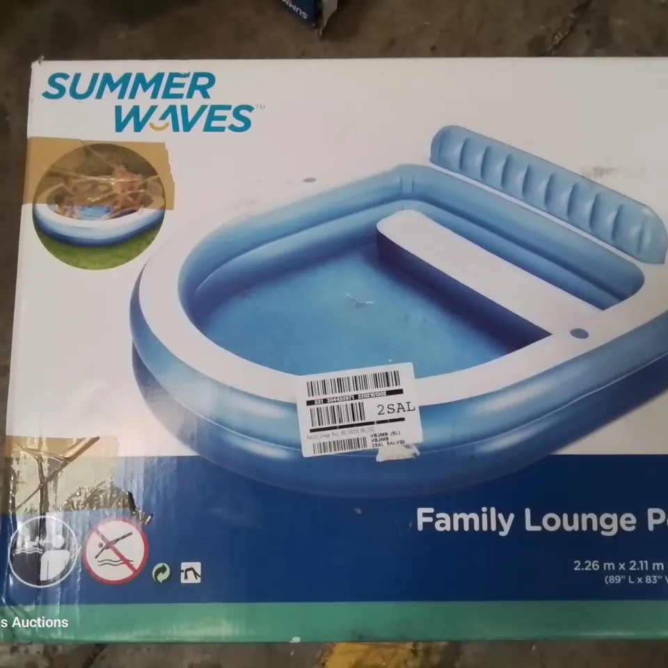 BOXED FAMILY LOUNGE INFLATABLE POOL