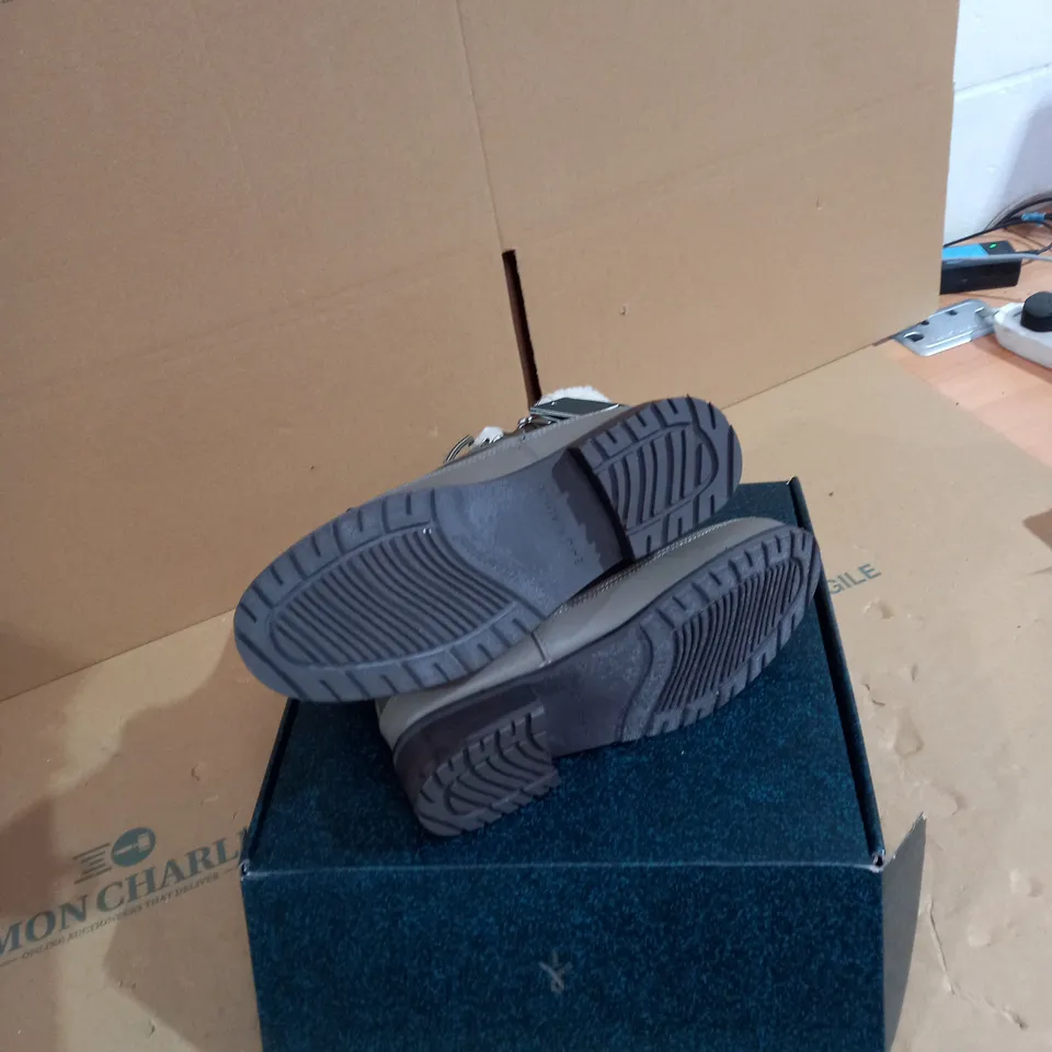EMU OKAB WATERPROOF BOOT