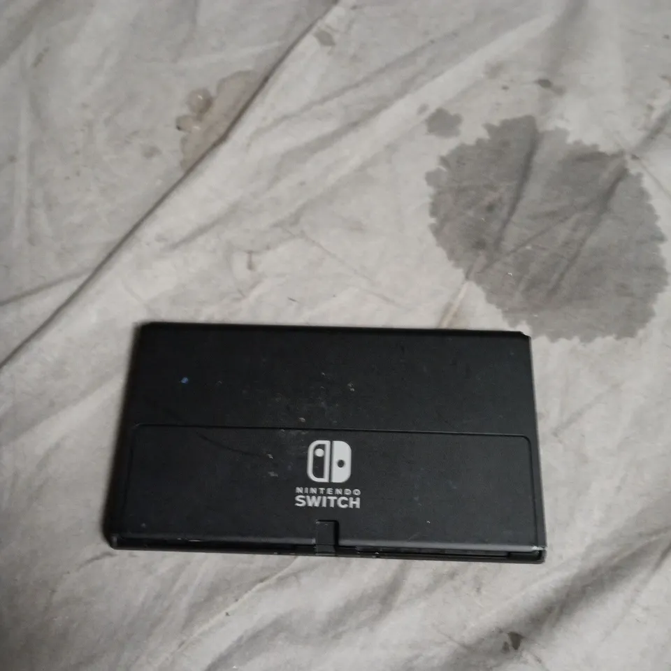 NINTENDO SWITCH CONSOLE WITH DOCK, JOY-CONS & ACCESSORIES