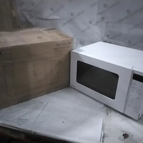 BOXED PANASONIC MICROWAVE OVEN 