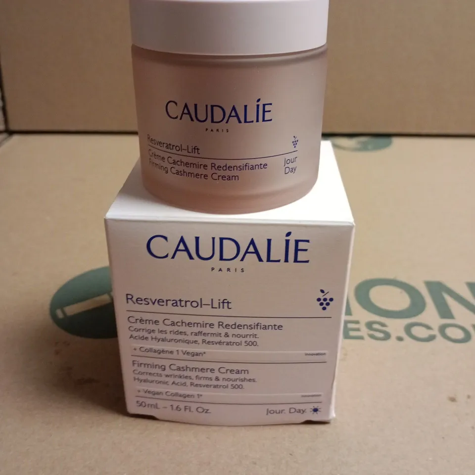 CAUDALIE RESVERATROL-LIFT CRÈME CACHEMIRE REDENSIFIANTE – 50 ML (BOXED)