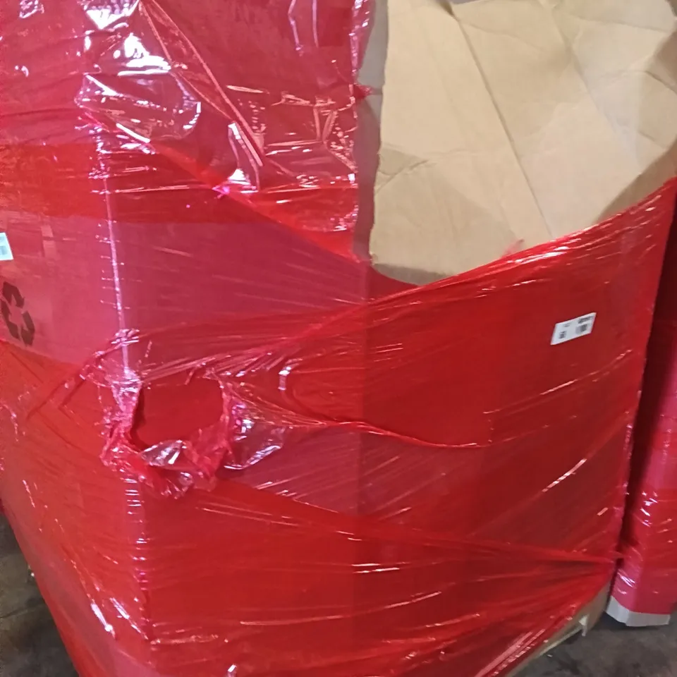 PALLET CONTAINING A LARGE QUANTITY OF ITEMS TO INCLUDE - LIQUID LAMP, BADMINTON RACKET, MEAT PRESSER ETC