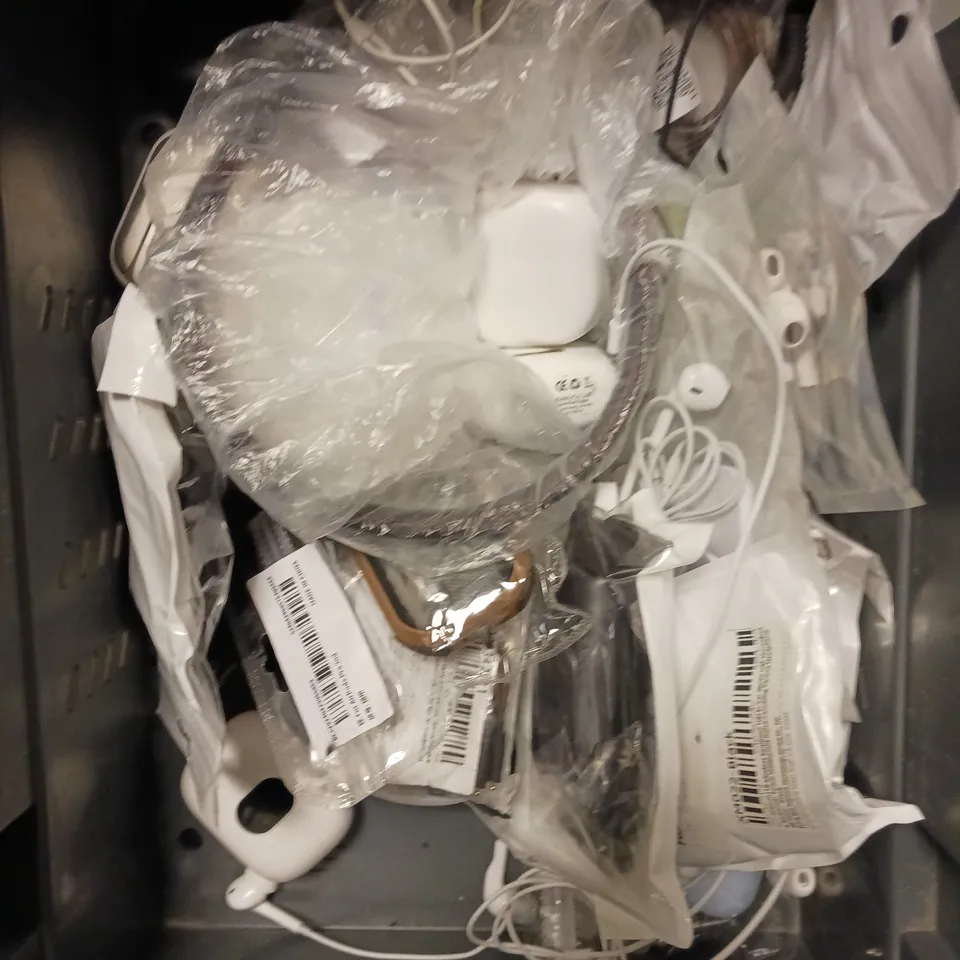 APPROXIMATELY 20 ASSORTED HEADPHONE PRODUCTS & ACCESSORIES TO INCLUDE OVER HEAD, IN EAR, WIRED ETC 