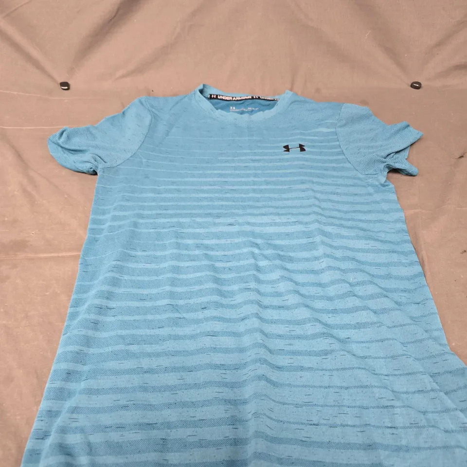 UNDER ARMOUR GYM TOP SIZE S