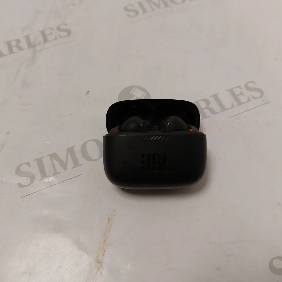 JBL TUNE 230NC TWS IN-EAR HEADPHONES