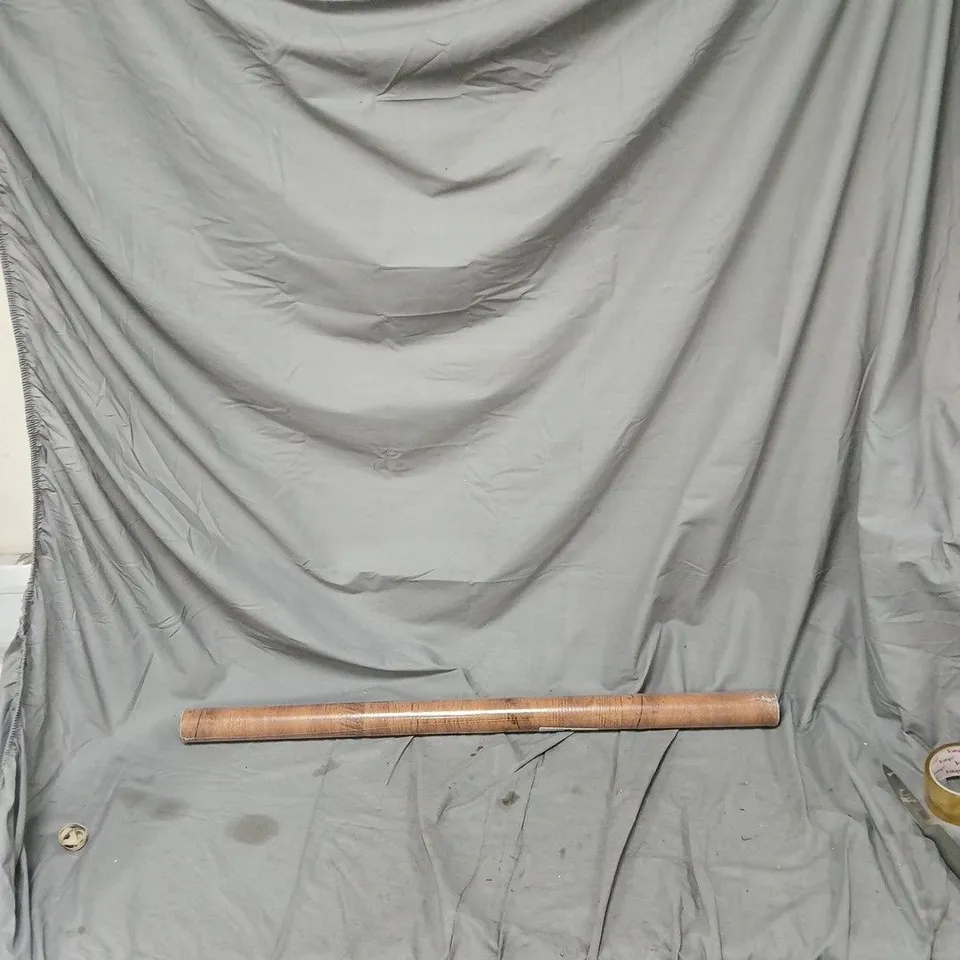 CAGE OF APPROXIMATELY 20 ASSORTED ITEMS TO INCLUDE: NAPPY BIN, WOOD LOOK LAMINATE AND COOLER