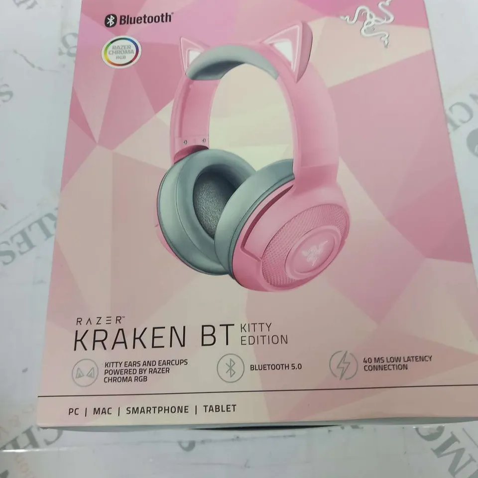 BOXED RAZER KRAKEN BT KITTY EDITION 