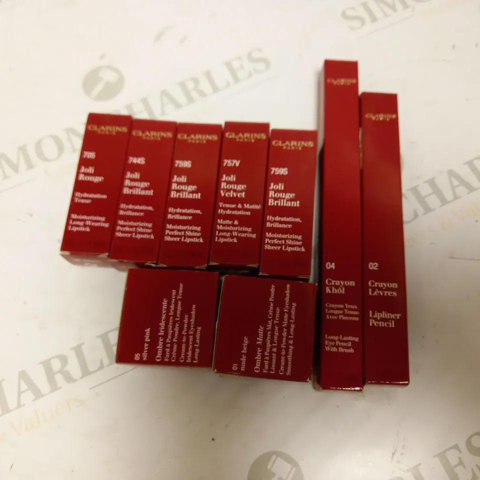 LOT OF APPROX 7 TO INCLUDE CLARINS IRIDESCENT EYESHADOW , CLARINS MOISTURIZING PERFECT SHINE SHEER LIPSTICK , ETC