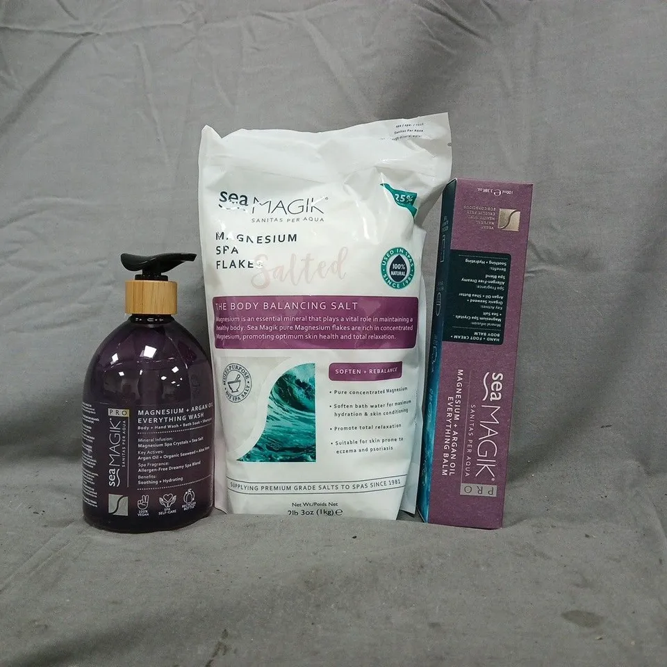 BOXED SEA MAGIK MAGNESIUM HEALTH & BEAUTY TRIO SET - COLLECTION ONLY