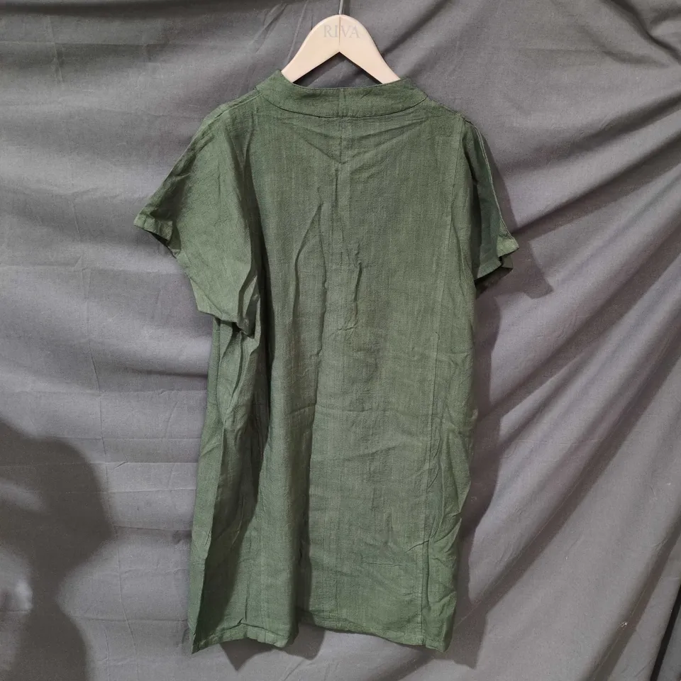 ELLIE B WOMEN'S GREEN SHORT-SLEEVE TUNIC DRESS - UK SIZE 16/20, TAG ATTACHED
