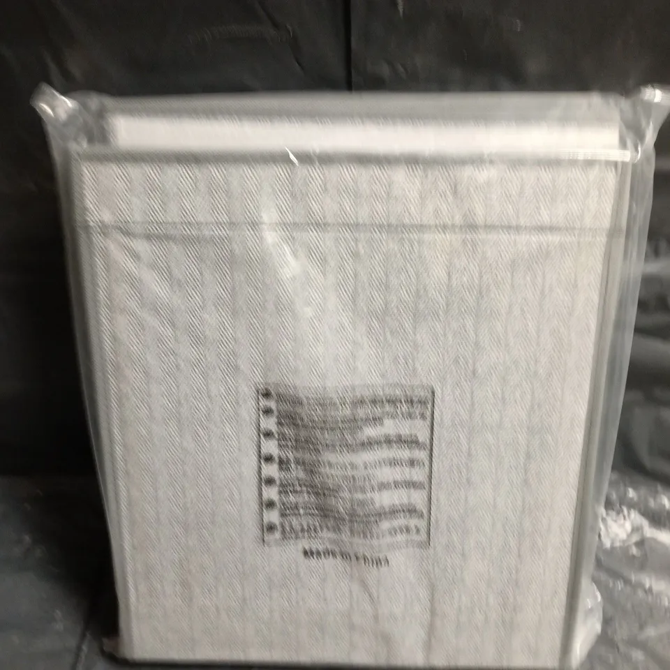 FOLDABLE STORAGE UNIT IN GREY