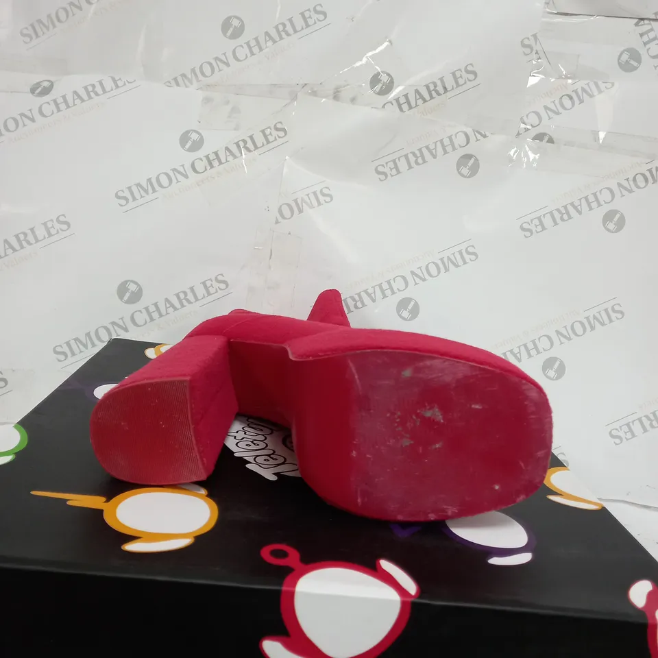 TELETUBIES X KOI RED HIGH HEELS BOOTS SIZE 6 