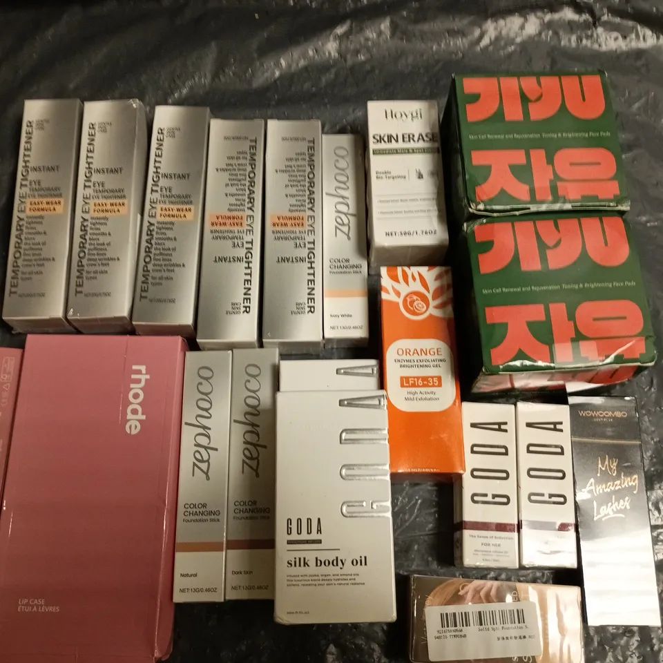 LOT OF APPROXIMATELY 20 ASSORTED HEALTH AND BEAUTY ITEMS TO INCLUDE RHODE, GODA AND HOYGI