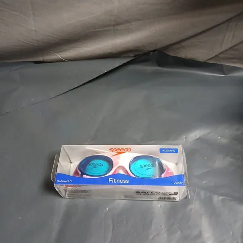 SPEEDO BIOFUSE 2.0 JUNIOR SWIM GOGGLES – AGES 6-12 (BOXED)