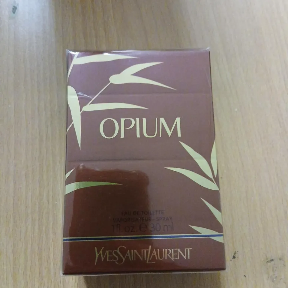 BOXED AND SEALED YVES SAINT LAURENT OPIUM EAU DE TOILETTE 30ML