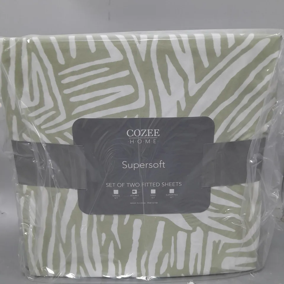 SUPERSOFT BY COZEE HOME SET OF 2 PRINT AND SOLID FITTED SHEET