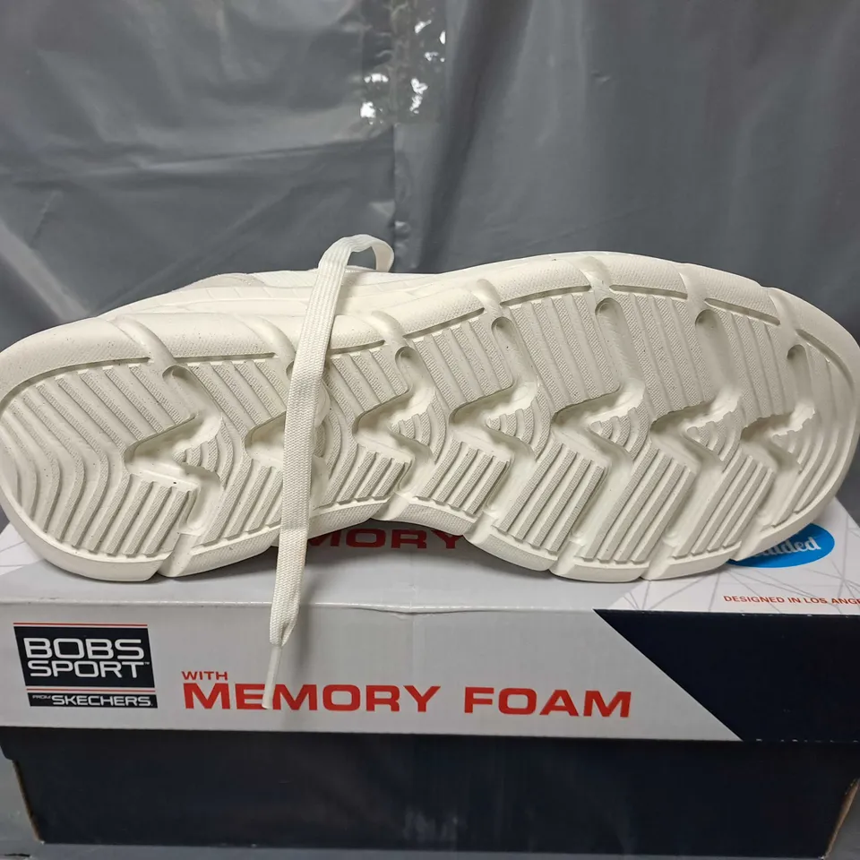 BOXED PAIR OF SKETCHERS BOBS SPORT TRAINERS IN WHITE - SIZE 6