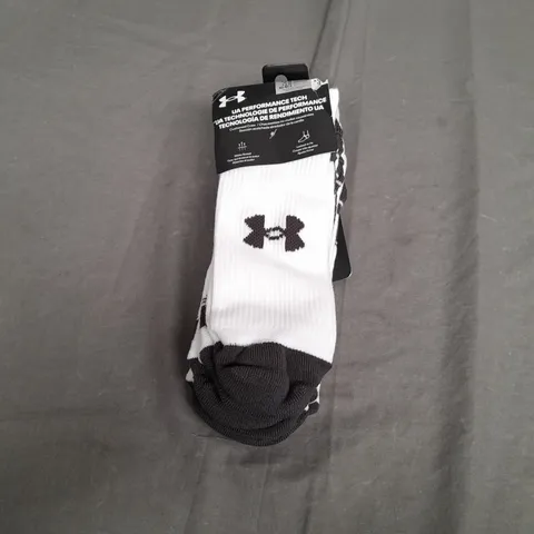 UNDER ARMOUR UA PERFORMANCE TECH SOCKS 3 PAIRS - UK 7.5 - 12