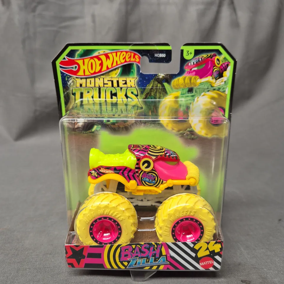 HOT WHEELS - MONSTER TRUCKS - BASHZILLA