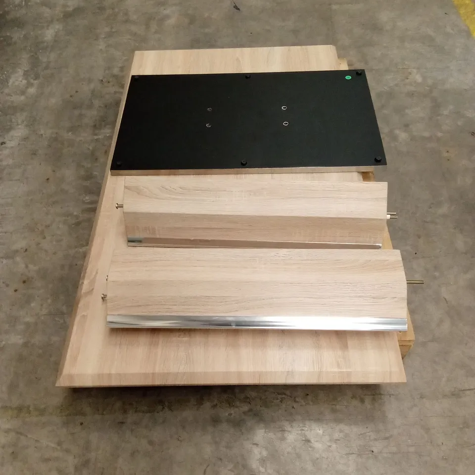 QUALITY DESIGNER RECTANGULAR WOODEN DINING TABLE